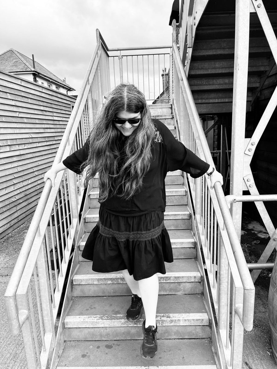 MicheleStodart's tweet photo. Pls RX: I’ll be announcing some exciting news tomorrow! ✨

Those of you who are already on my mailing list will get an early Special Invitation Today! So Sign Up Now https://t.co/uedS55H3UJ 

I’m so excited and feeling very grateful to be here sharing this news with you! 🙏💕🌻 https://t.co/VlsFUDgu2b