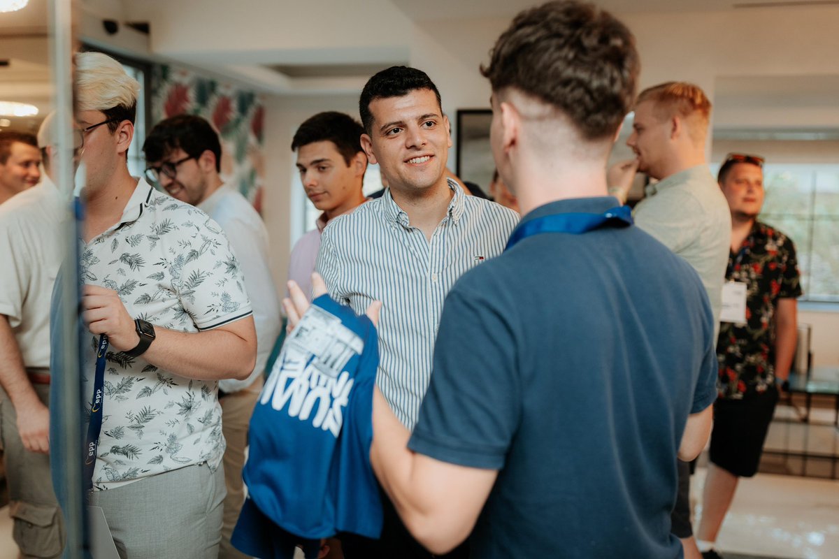 edsnet's tweet photo. 🇲🇹 Last night, we welcomed the delegates to the #EDSSU in hosted by @SDMmalta. 🇲🇹 🇪🇺

Stay tuned! 🔜 https://t.co/XzakvlMyfD