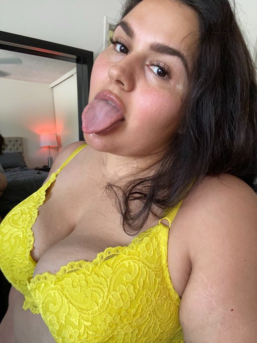 Do you like JOI (Jack-off Instructions) videos? https://t.co/1cHgVWEaiL