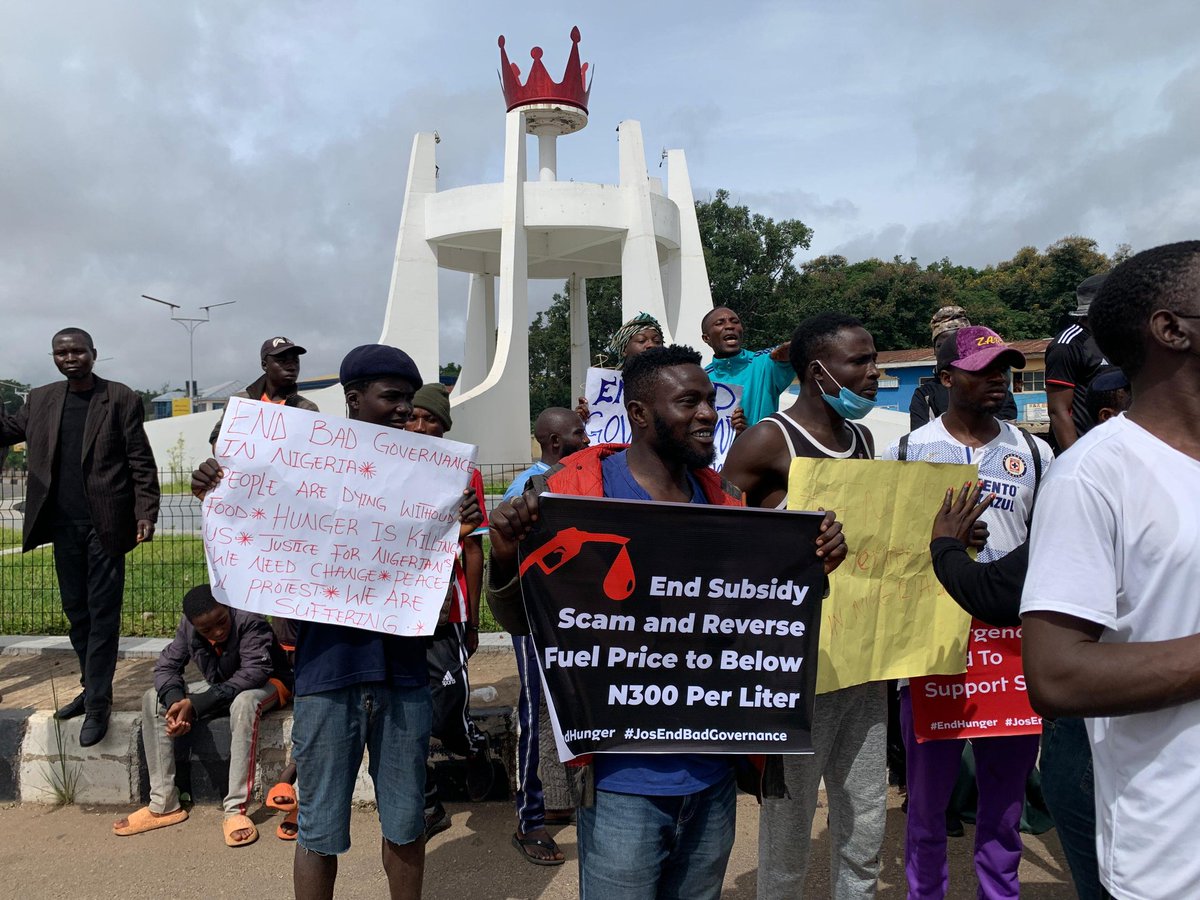 IamSocialMallam's tweet photo. Old Airport Junction 
Jos, Plateau state 
#EndBadGovernanceInNigeria 
#EndBadGovernace 
#EndBadGovernanceInNig 
#EndBadGovernance https://t.co/Juk58QbwUU