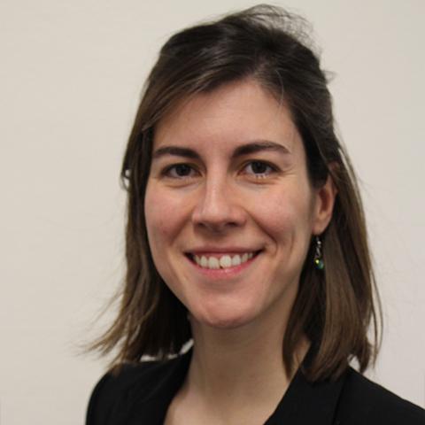 #IvàluaOrganització
Ivàlua inicia una nova etapa! 
Des d'avui Mireia Borrell Porta <a href="/mborrellporta/">Mireia Borrell Porta</a> assumeix la direcció executiva d'Ivàlua. 
Podeu consultar el seu perfil professional a: 
ivalua.cat/ca/ivalua/equi…
Benvinguda, tot l'equip d'Ivàlua et desitgem sort i encerts!