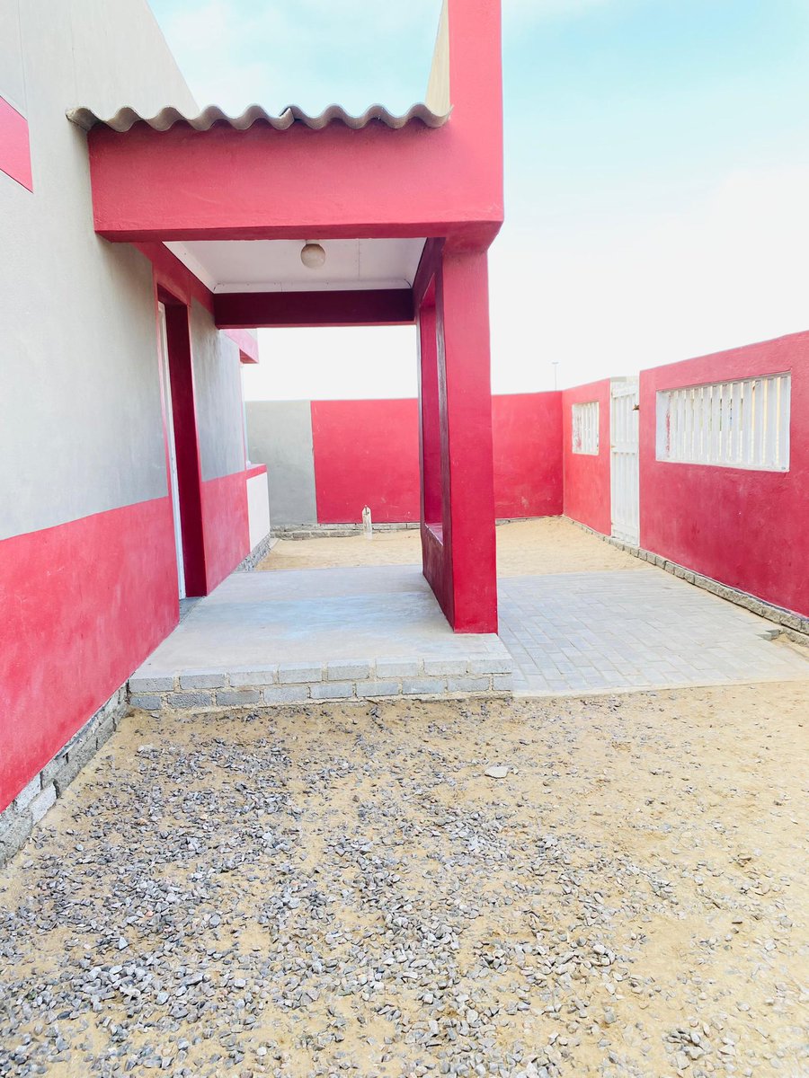 This 3 bedroom house is practically being sold at a giveaway price. Get that pre approval and give me a call now.

Also please go register to vote. I’m asking nicely