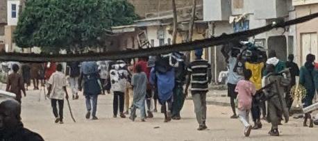 mopson2002's tweet image. This is obviously why I'm against this so called protest... Some guys had turned it into a looting opportunity in my area in Kano. 

They walked through my frontage a while ago carrying their loots and heading towards another area !

#SayNoToProtest