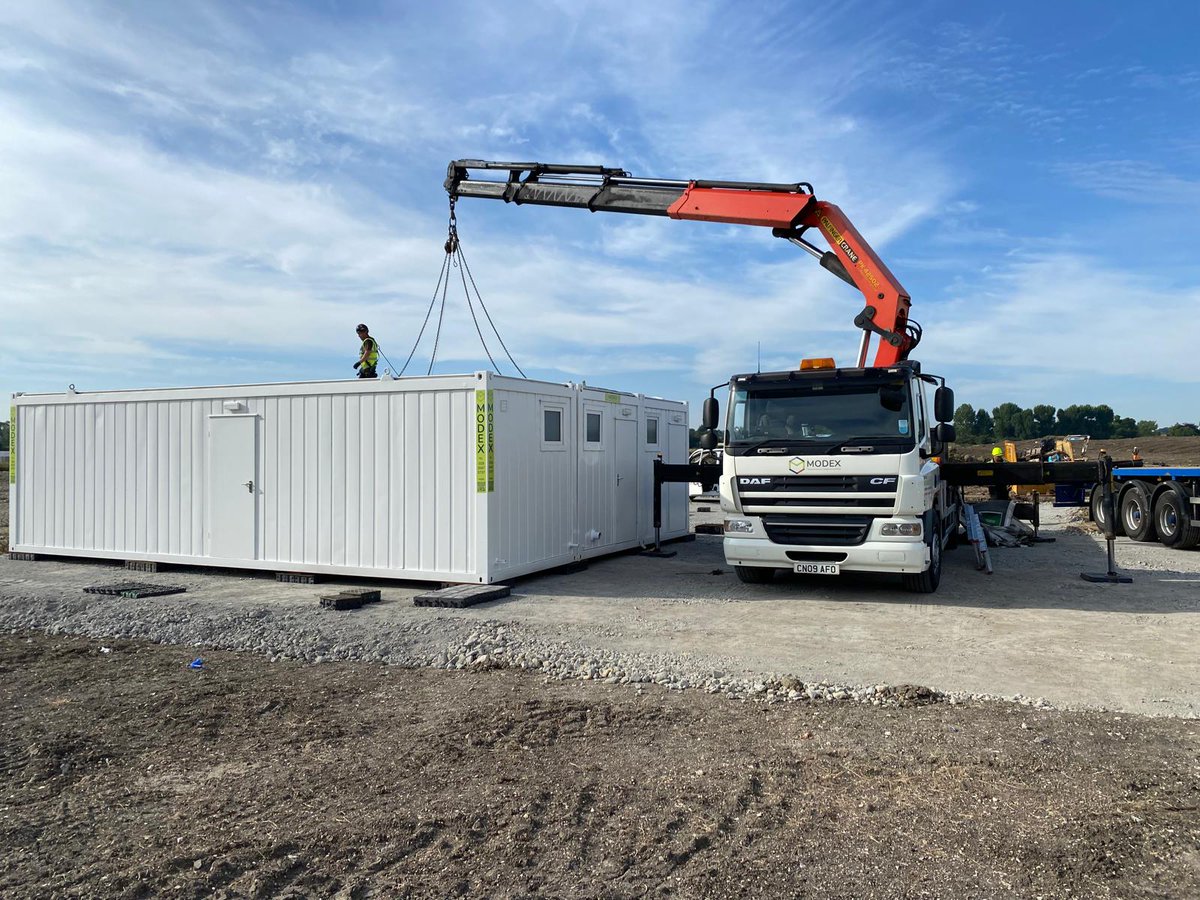 modex_spaces's tweet image. Delivery Day for a 12 Bay Modular Building in Wantage.
#modularbuildings #siteaccommodation