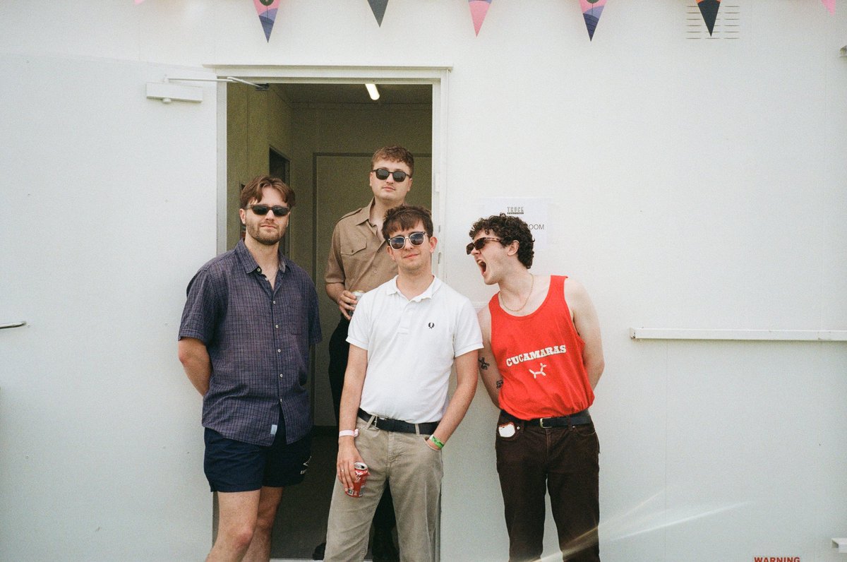 CUCAMARAS (@cucamarasband) on Twitter photo Olly is hungry for more and this weekend he will eat.
<a href="/KendalCalling/">Kendal Calling 🦌</a> Friday, Calling Out Stage, 14:00
<a href="/ynotfestival/">Y Not Festival ⚡</a> Sunday, Giant Squid, 16:00 Olly is hungry for more and this weekend he will eat.
<a href="/KendalCalling/">Kendal Calling 🦌</a> Friday, Calling Out Stage, 14:00
<a href="/ynotfestival/">Y Not Festival ⚡</a> Sunday, Giant Squid, 16:00
