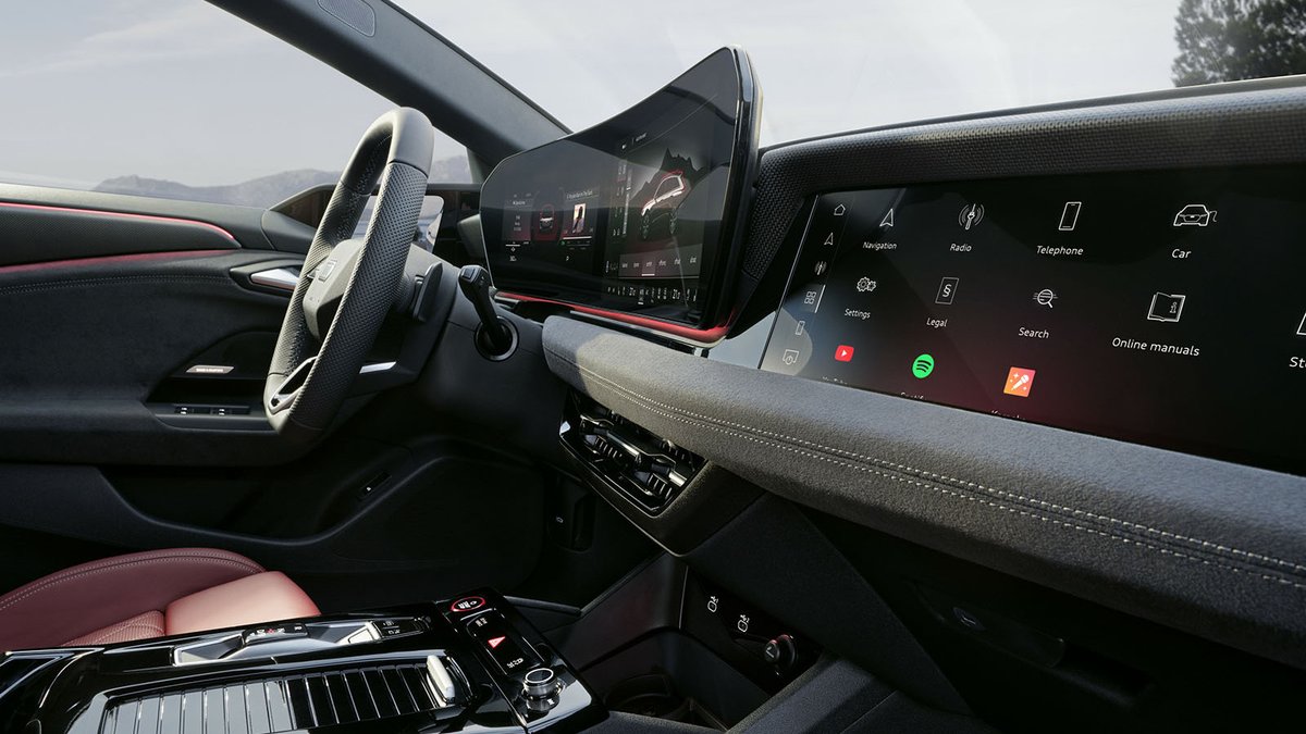 Say hello to the new all-electric Audi A6, with up to 543bhp and more than 466 miles of range 🤩 moveelectric.com/gallery/pictur…