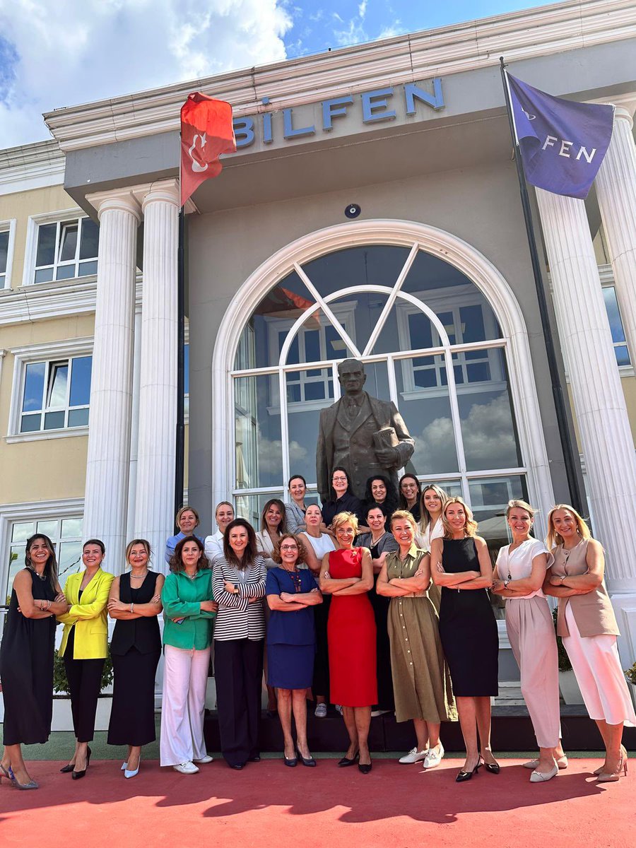NursenKayaturk's tweet photo. 2024/25 Öğretim yılının tüm hazırlıkları tamam 🧿
İyilikler, güzellikler, huzur, doğruluk ve başarılar bizimle olsun 🧿 https://t.co/eUT4fH6ejz