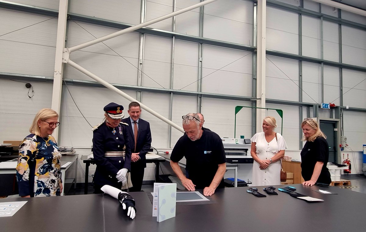 #YorkshireDay had a visit from His Majesty’s Lord-Lieutenant of South Yorkshire, Dame Hilary Chapman DBE, along with her entourage, visited our #innovative print facility in Barnsley to present The King's Award for Enterprise in #Innovation #MadeinYorkshire