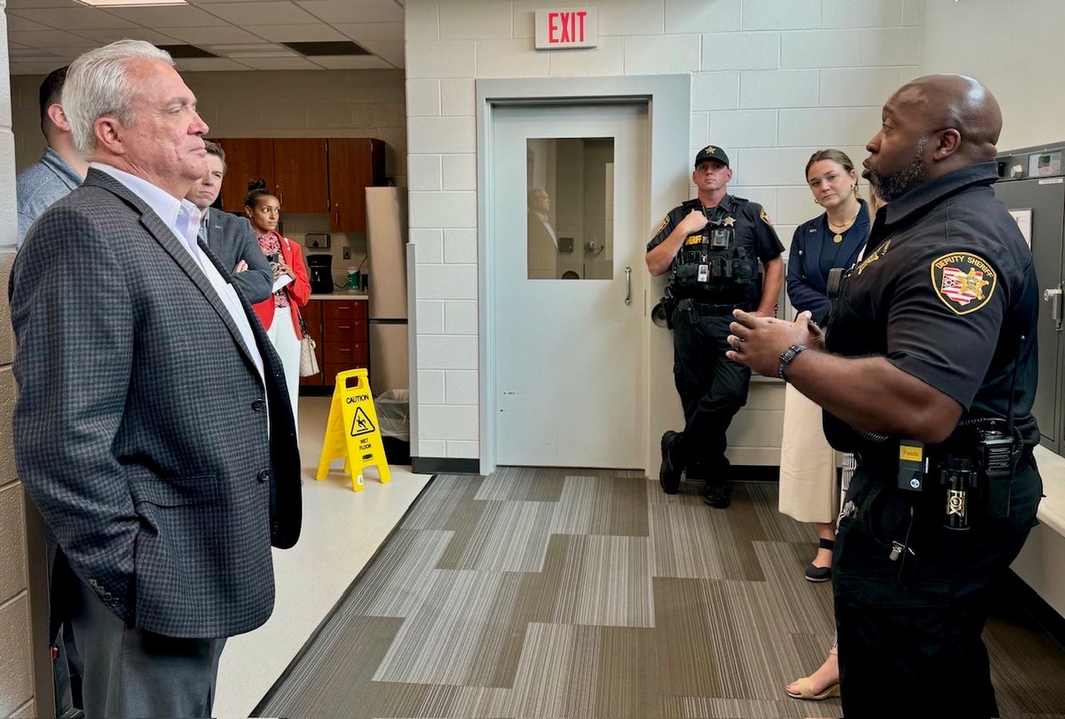 I toured the new James Karnes Correctional Center &amp; Rapid Resource Center. This state of the art facility will triage arrestees and an assessment of their physical and mental needs will be made. This is a model correctional facility &amp; I look forward to the completion of Phase 2!