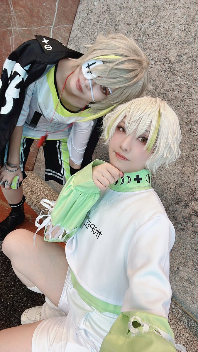 ⚠️コスプレ⚠️ かっこいい兄さまと💛 #18Trip #エイトリ #白光糖衣