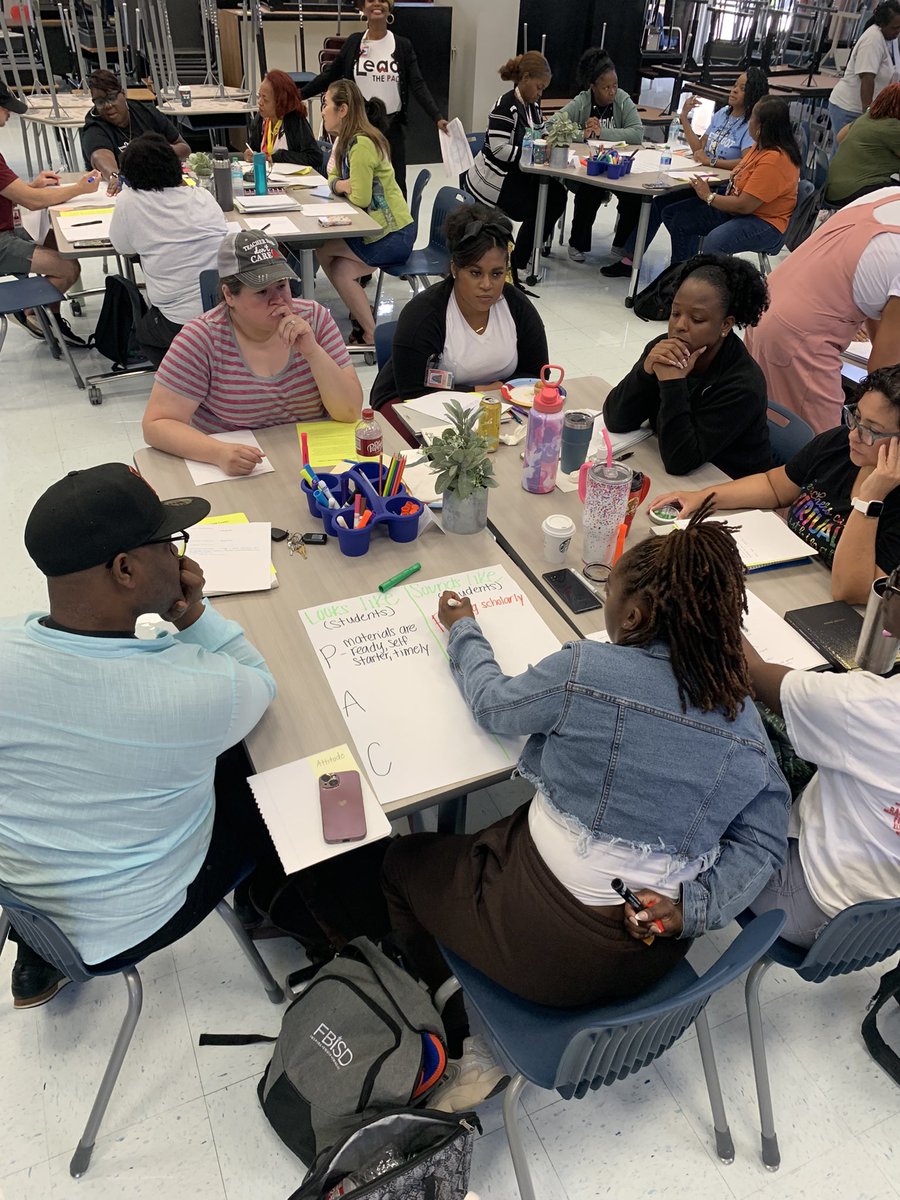 Palmer Elementary (@pe_bears) on Twitter photo We are brainstorming ways to #LeadthePAC in <a href="/FortBendISD/">Fort Bend ISD</a> through every day actions as administrators, teachers, and students. We are brainstorming ways to #LeadthePAC in <a href="/FortBendISD/">Fort Bend ISD</a> through every day actions as administrators, teachers, and students.