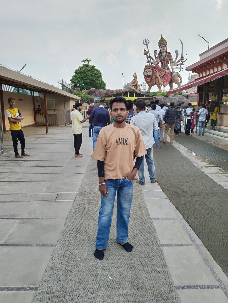 Sachinsingh7060's tweet image. Jai mata di 🙏🏻#sachinsingh