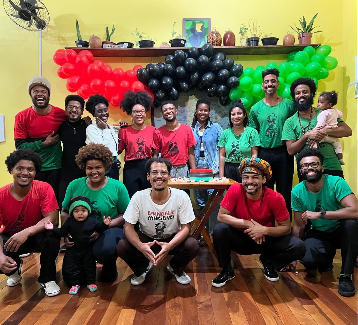 Zezi_Okoto's tweet photo. Agostou e vamos de comemoração do brabo Marcus Garvey, Aniversário do Okoto de 7 anos
Bora
Ano de pagar a obrigação kkkkk https://t.co/43jHJY6RxI
