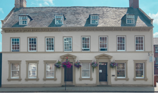 Oswestry is great place to live, work, shop, relax and be entertained, and we have a fantastic opportunity for a solicitor to join our Private Client Team. For full details and how to apply click on the link: bit.ly/3yuuTXy
#workforlanyonbowdler #workinshropshire #job