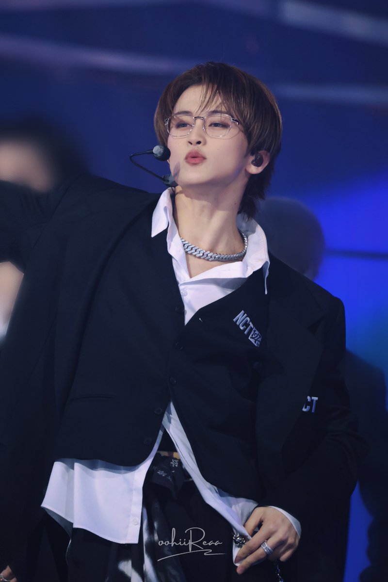 MarkedmyMARK_82's tweet photo. HAPPY BIRTHDAY TO MARK
🩵🥺
우리 마크야 항상 건강하고 행복하자

#마크생일_200만큼_축하해
#OurRockStarMarkDay https://t.co/zsTV3n8ogS