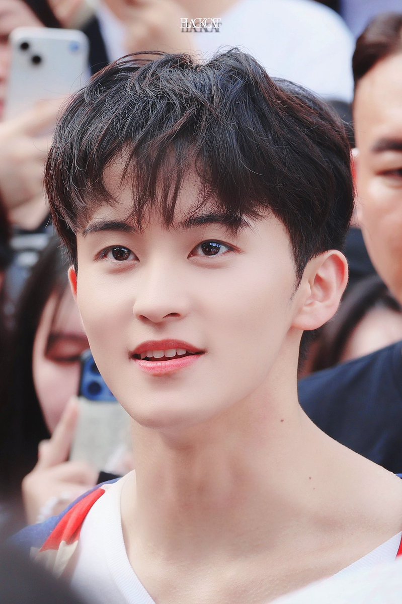 𝑩𝑳𝑨𝑪𝑲 𝑪𝑨𝑻 tweet media