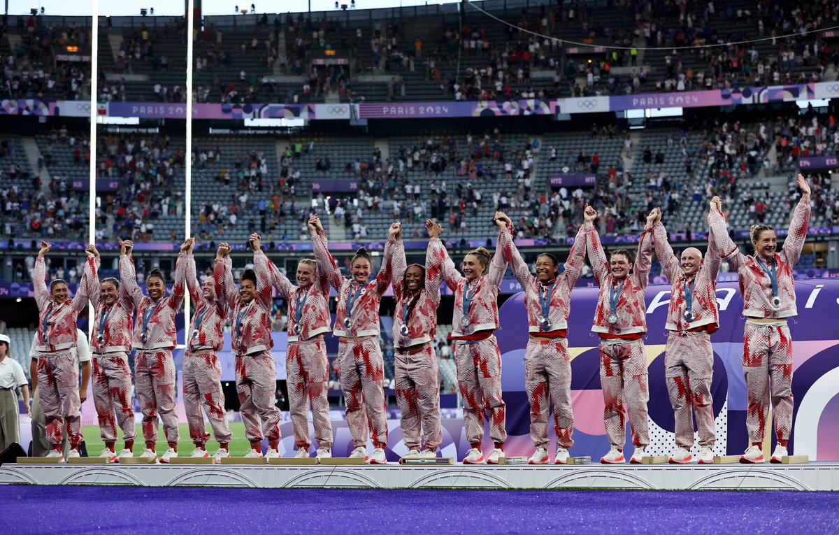 Olympic silver medallists 🥈, PAC4 Champions 🏆

What a year for <a href="/RugbyCanada/">Rugby Canada</a> 🤩

#RugbySevens | #Paris2024