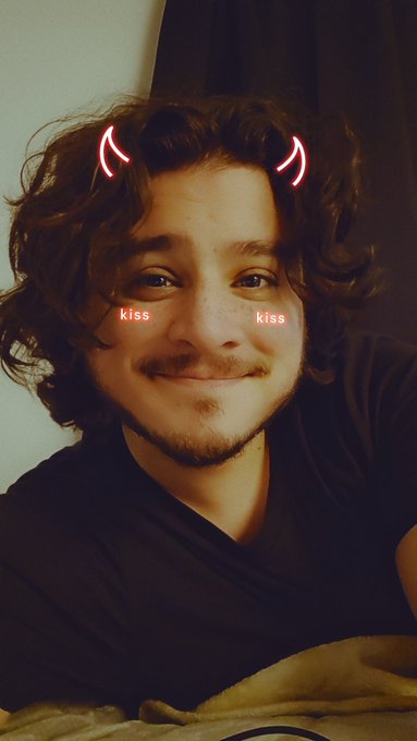 Deleted everyone I wouldn&rsquo;t fuck in the woods, so if you&rsquo;re seeing this 🌲😉 https://t.co/8IsTGc6S44