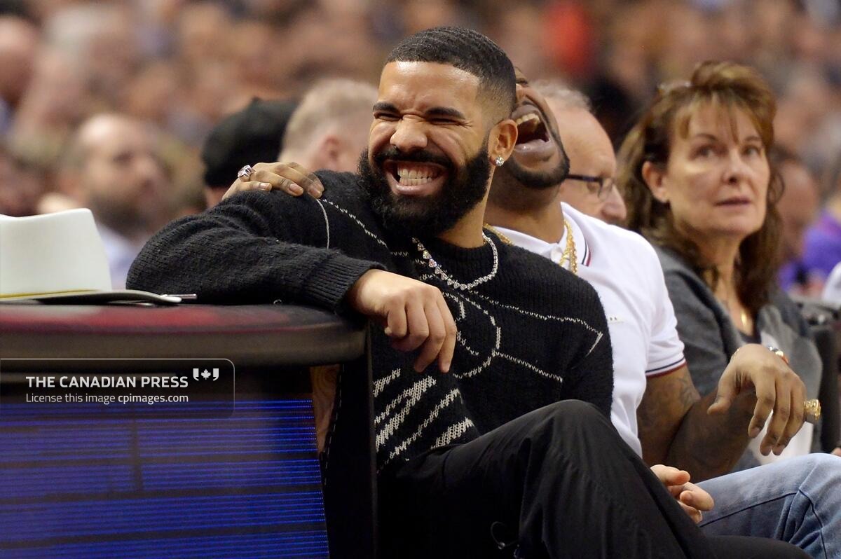 Live Nation is staying silent after two concerts linked to Kendrick Lamar were scrapped at their Drake-backed Toronto venue. 

Ticketholders were given only several hours of notice in both cases.

The details: thecanadianpressnews.ca/entertainment/…