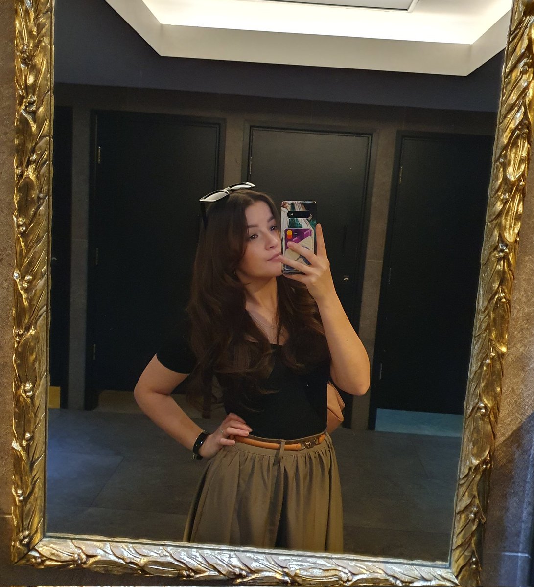 Coming to gamescom but too busy to set up meetings 🤮 anyone volunteer to do it for me pls 😭