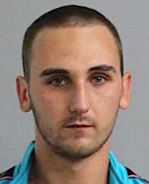 newsbell's tweet image. ATTEMPTED HOME INVASION ARRESTS: Two men were arrested by @Ct_State_Police troopers late Wednesday night following an attempted home invasion in #Danielson. CSP say they took Nolen Gilbert, 18, of #Windham and Anthony Pierce, 20, of #Killingly into custody shortly after receiving…