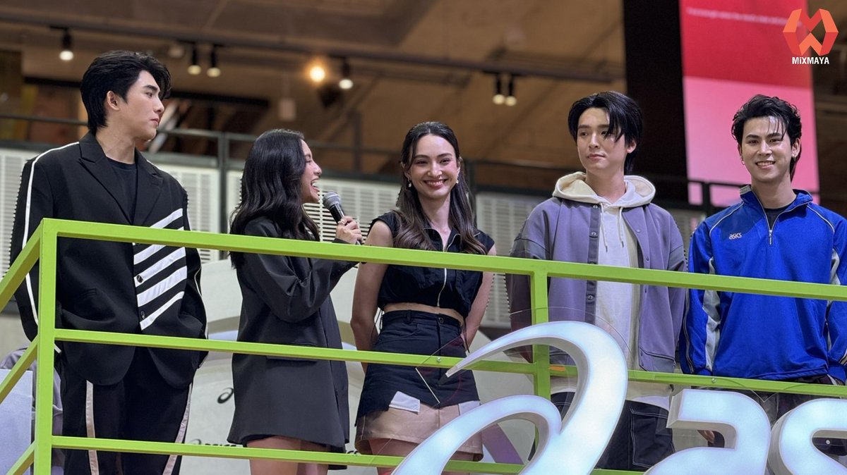 webmixmaya's tweet image. ภณ ณวัสน์, เน๋ง ศรัณย์, คูเปอร์ ภัทรพสิษฐ์, บูม รวีวิชญ์, แอนน่า กลึคส์ และ แพร ณัฏฐธิดา ASICS Brand Ambassador 6 ท่าน มาร่วมงาน ‘Celebration of Movement Pop-Up’ Pop-Up Store สุดยิ่งใหญ่ใจกลางเมืองกรุงฯ ณ EmSphere

#ASICSTH #CelebrationofMovement #MoveYourMind #ASICS