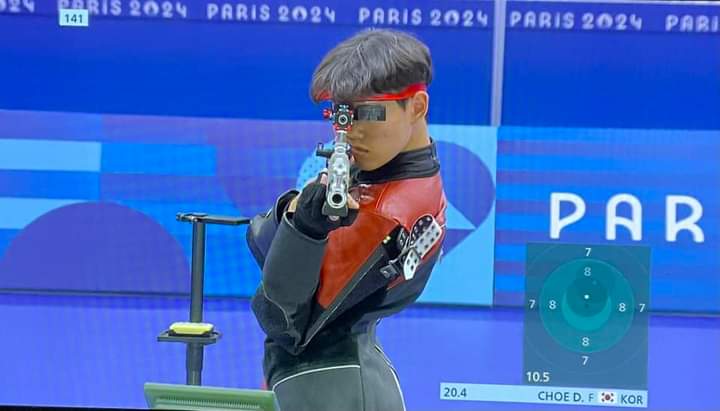 inbloomjeongin's tweet image. taerae at isac