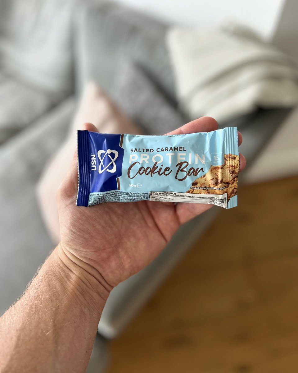 barryprotrainer's tweet image. These protein cookie bars from @USN_UK are amazing. Even my 2.5 year old son enjoys them 😄.

#protein #proteinbar #proteinsnack #snack #bodybuilding #workout #gym #gymtime #fit #fitness