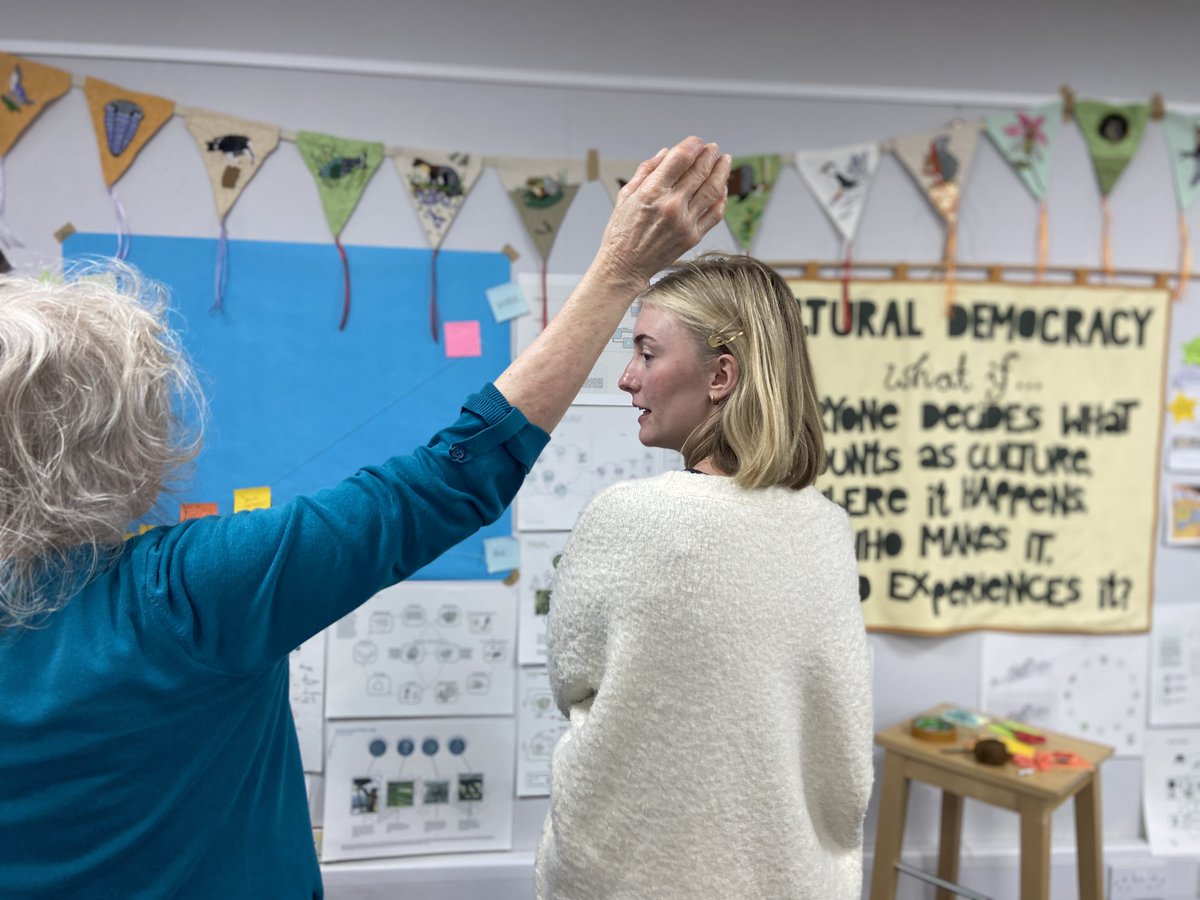 Last Stories of Place we delved into regenerative processes (where all life flourishes) on Dudley High St for experiment ideas: fabric truths + exchanges, nature folklore, audio histories + play, growing food, youth takeovers + artist residencies in empty spaces ✨
