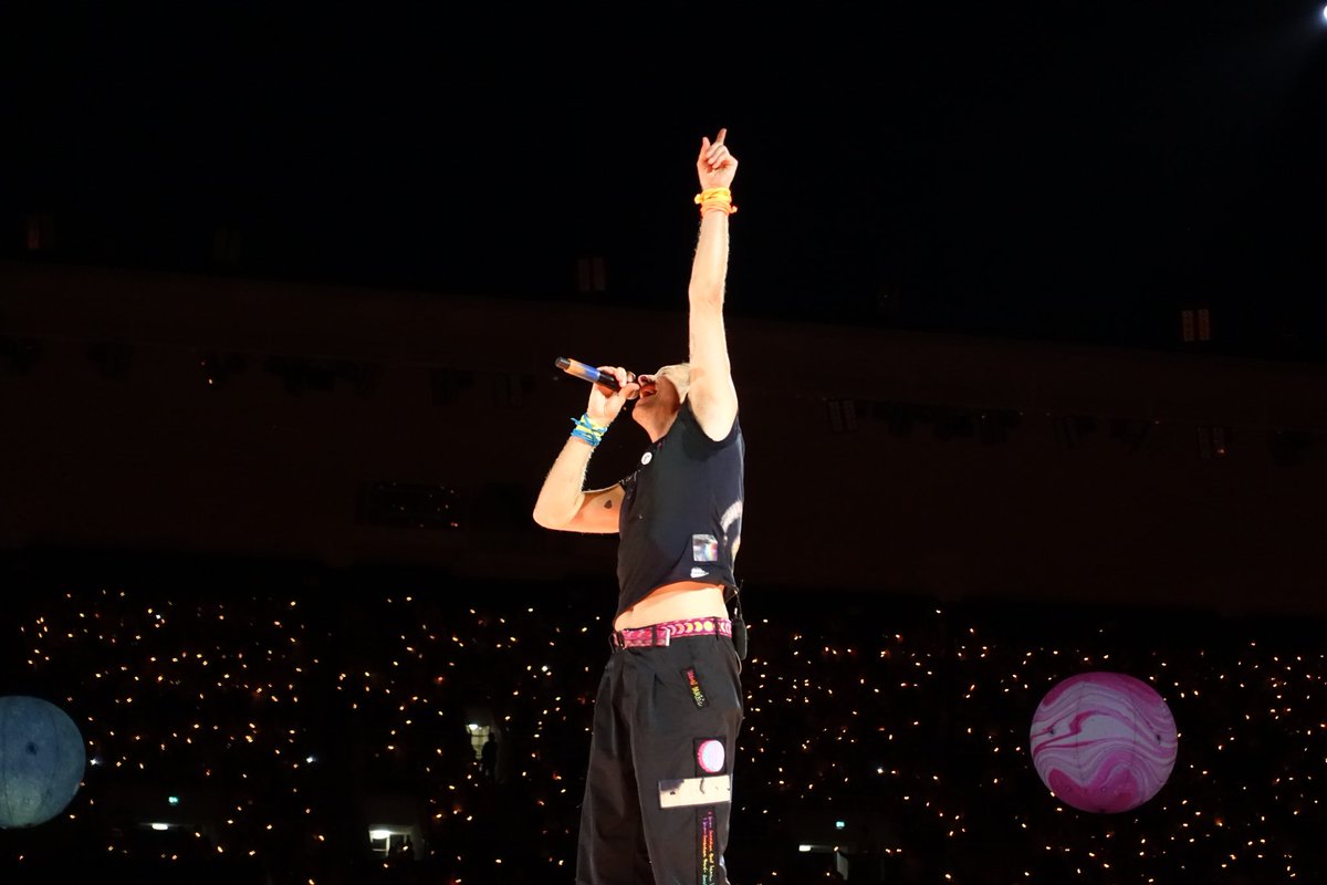 Amazing seeing <a href="/coldplay/">Coldplay</a> in Finland <a href="/stadionhelsinki/">Olympiastadion</a> a lovely stadium, beautiful people and a phenomenal gig #motswt #mots #coldplay #ColdplayHelsinki #coldsinki ❤️🧡💛💚💙💜