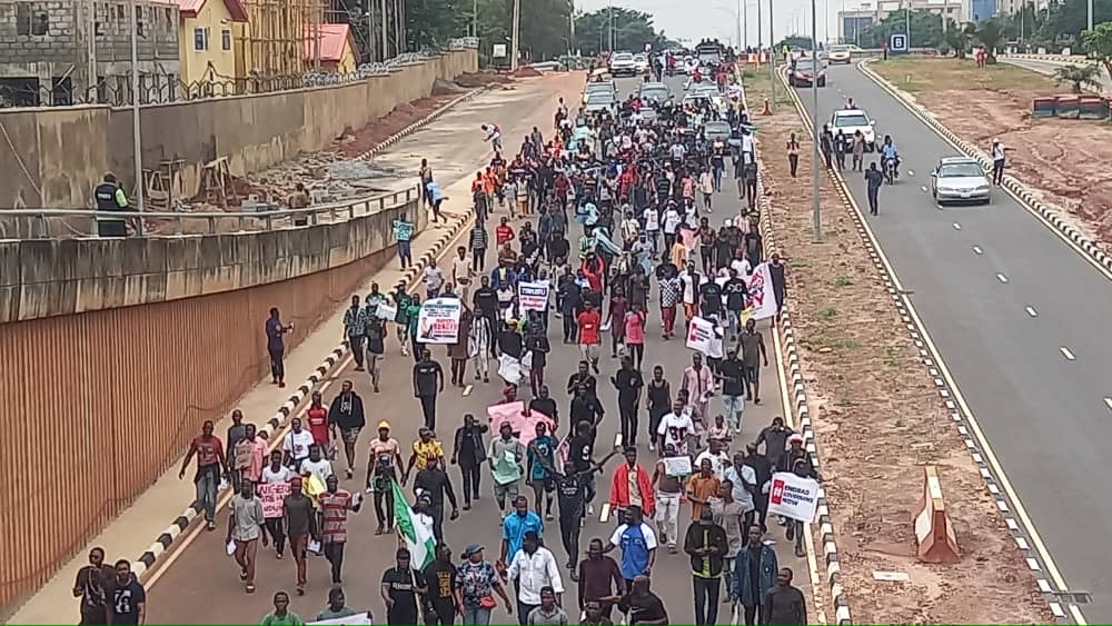 Sahara Reporters tweet media