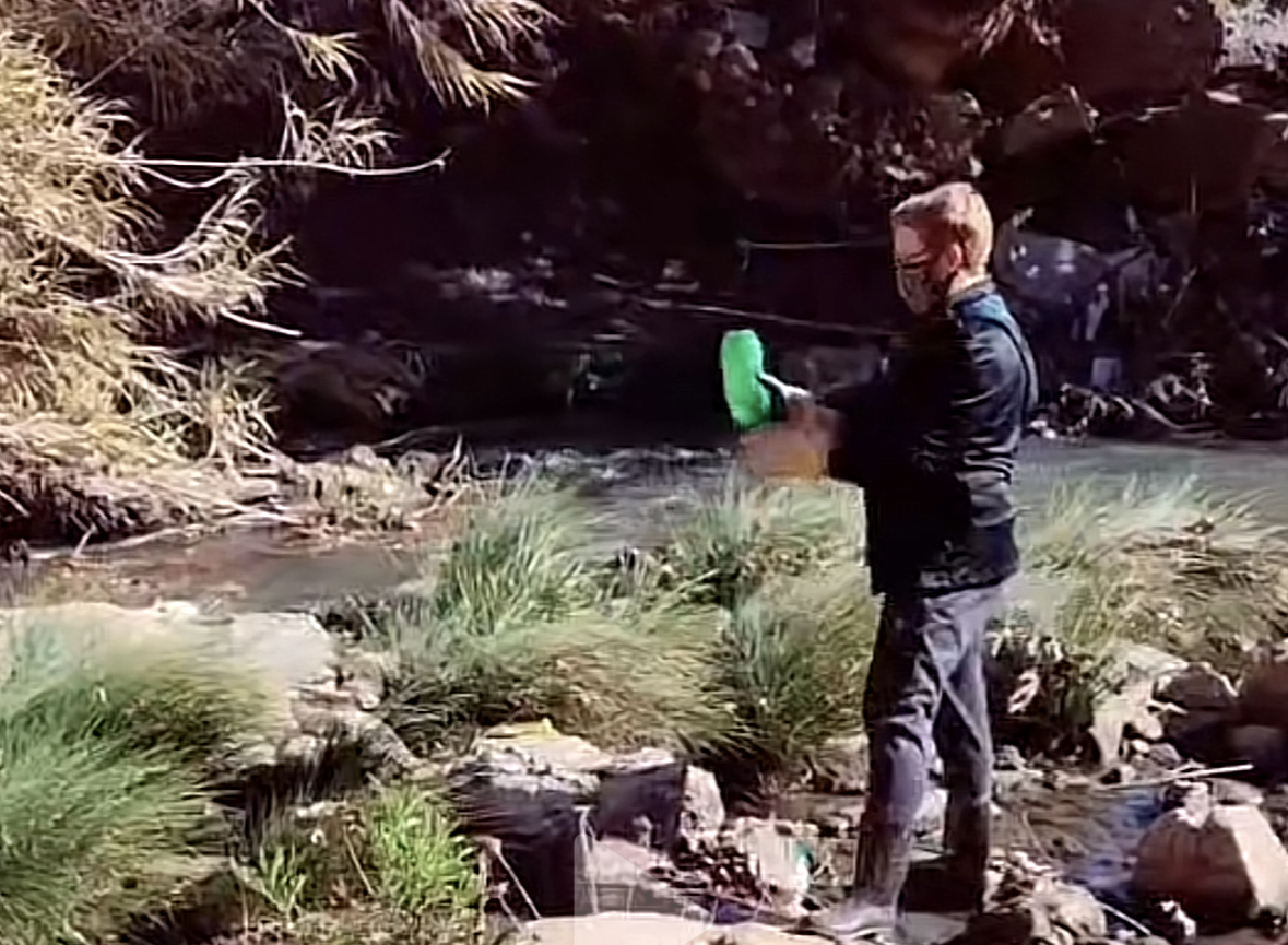 UlrichJvV's tweet image. A4. I live far away from the ocean, but I can still help protect it by joining local river and stream cleanups in my city, because trash from inland areas can eventually reach the sea. #MPADay #OceanProtection