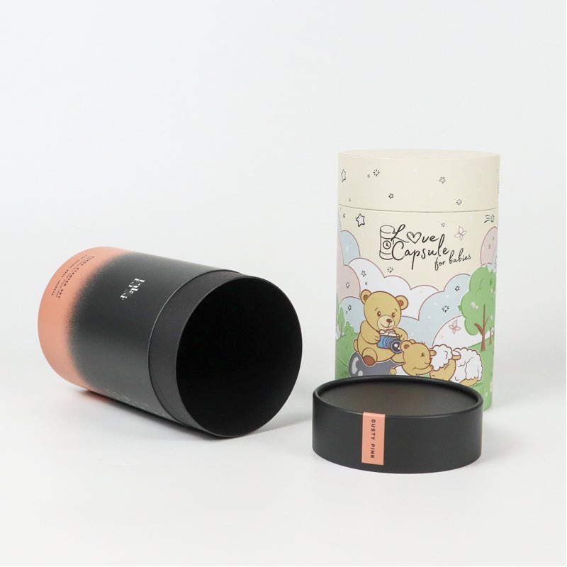 crownwinalice's tweet image. These cylinder boxes are not only beautifully designed, but also can be customized according to your needs, whether it is printed with logo, pattern or text, it is easy to achieve.
#giftboxfactory #paperboxfactory #papertubebox