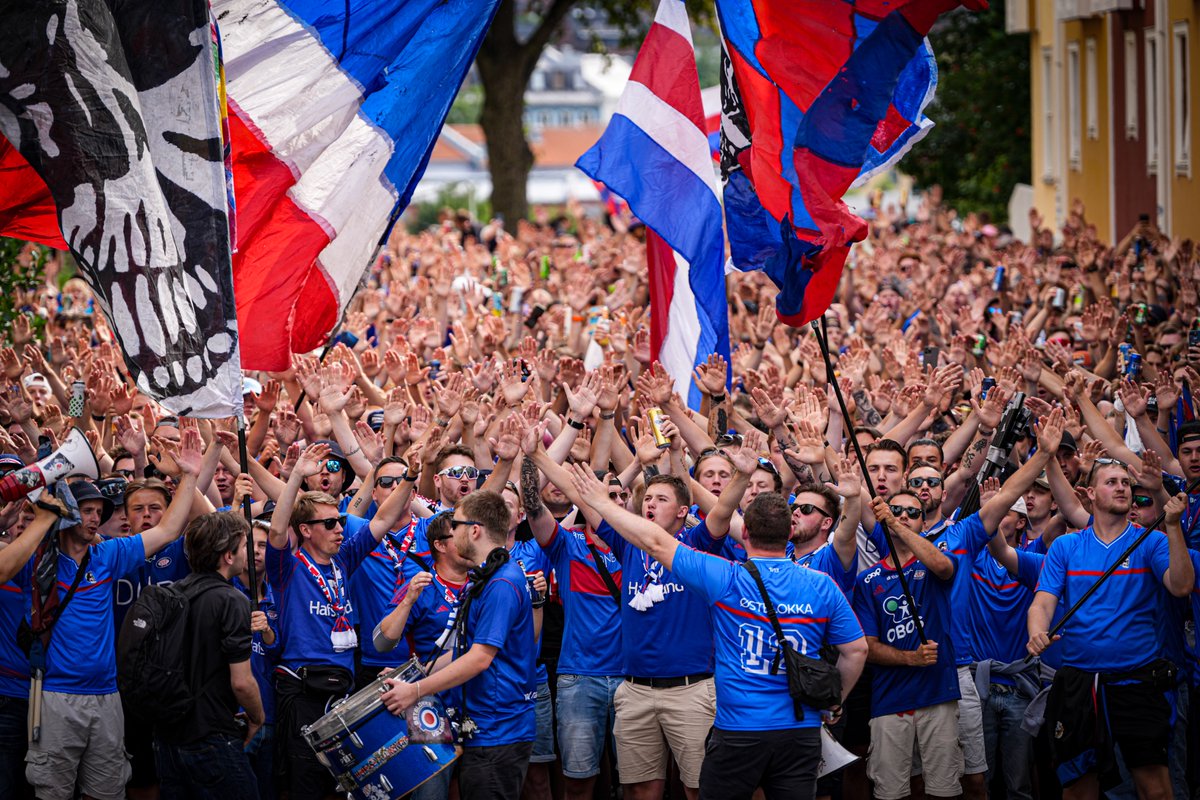 ValerengaOslo's tweet photo. Det er i underkant av 500 billetter igjen, primært på hovedtribunen (seksjon 107 og 108).. 🔥 #Osloderby
https://t.co/8QUnClv4ec https://t.co/EWYfNcRXbN