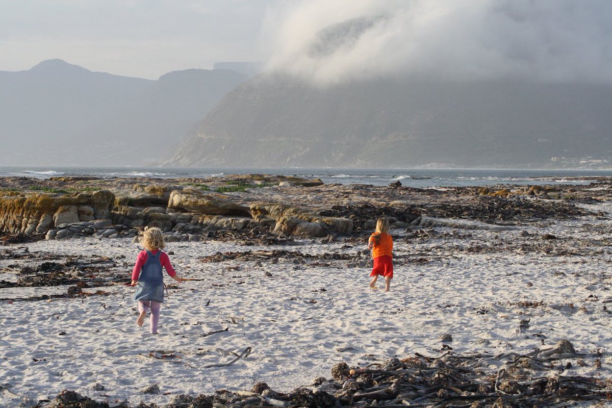 Loved the #MPADay chat today - so inspirational. In order to make sure the generations after us enjoy the oceans as much as we do, we have to protect them. <a href="/taraturk1/">Tara Turkington</a> <a href="/DiBrown5/">The Roaming Giraffe #Travel Writer</a> <a href="/UlrichJvV/">Ulrich Janse van Vuuren</a> <a href="/MPAsSA1/">#MPADay</a>