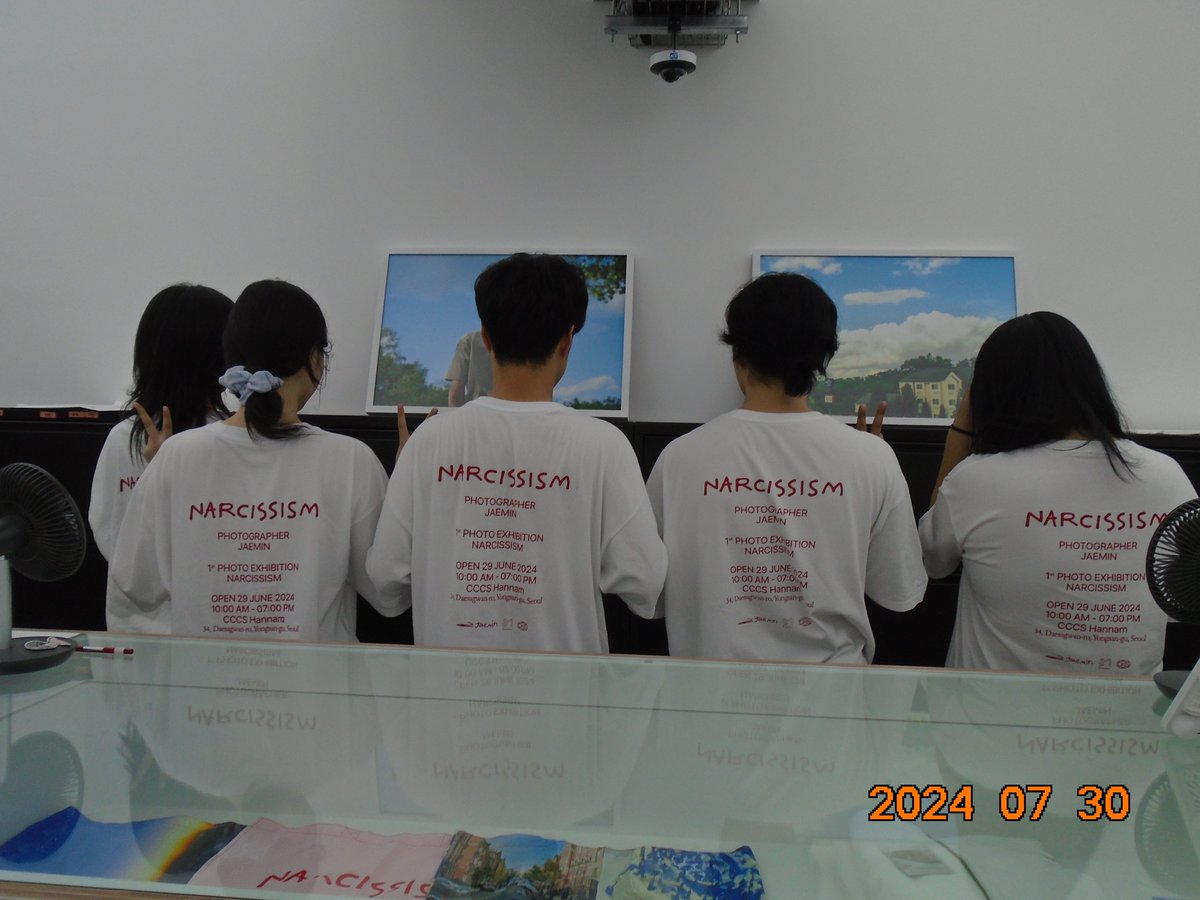 dr.moo🐽 ; both sides💕 tweet media