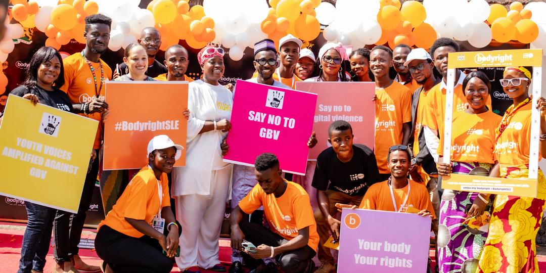UNFPASierraleon's tweet photo. In the digital world, your actions shape the culture.
Choose to:
✅Be a positive role model online
✅Encourage respectful communication
✅Share constructive content
✅Stand against cyberbullying and all forms of online violence
#EndDigitalviolence #BodyrightSLE https://t.co/LTFaFBBSMo