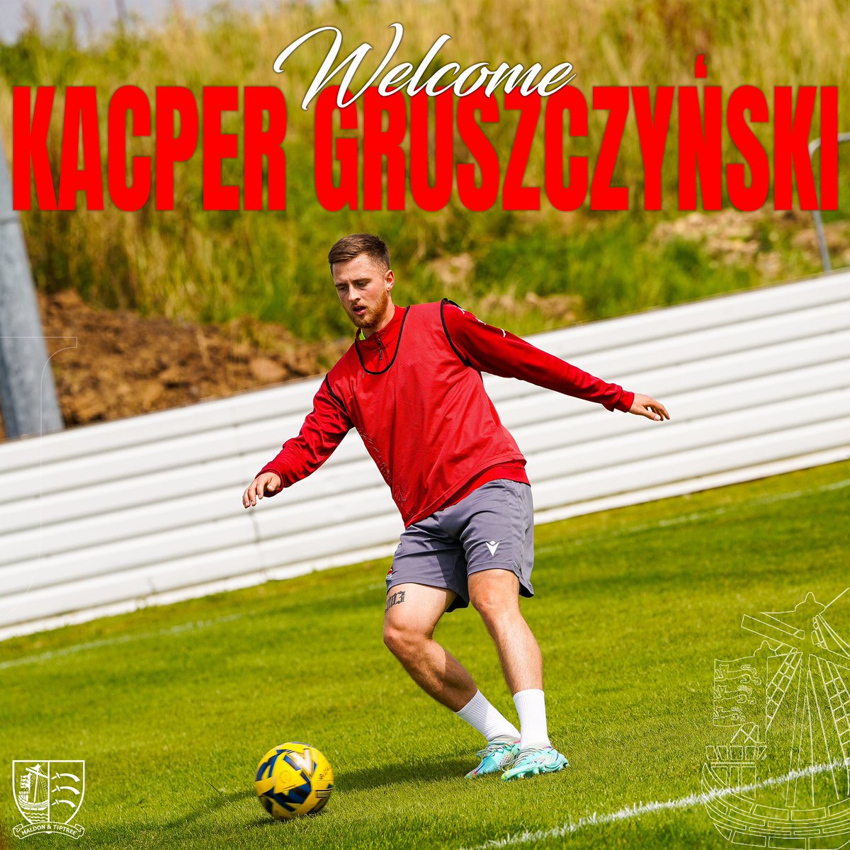 GRUSZCZYŃSKI IS A JAMMER 🍓

We are delighted to announce the signing of Kacper Gruszczyński ✍️

Kacper is an exciting fullback who has been very impressive during his trial throughout pre-season ⚡️

Welcome to the club, <a href="/kacpergru_/">Kacper</a> 🤝
