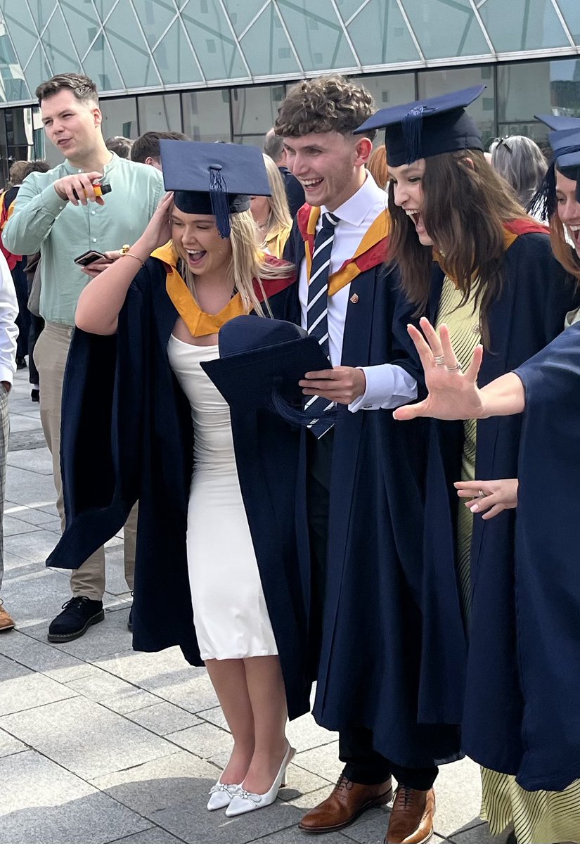 I love this pic!⭐️
<a href="/LIPALiverpool/">LIPA Liverpool</a> 
<a href="/SamThomasActing/">Samuel George-Thomas</a> 
<a href="/ava_benkova/">Ava Benkova</a> 
<a href="/bethhlawton/">Beth</a>