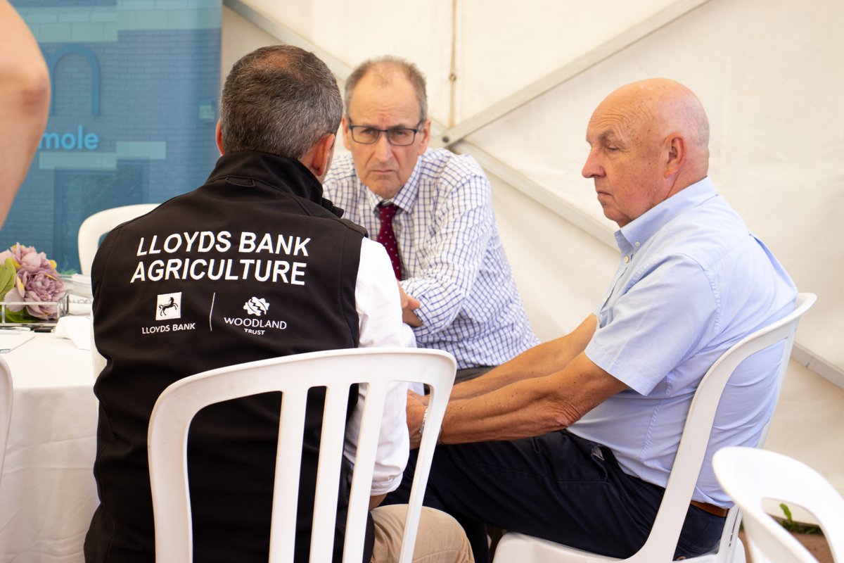 ACMAccountants's tweet image. The A C Mole team are having a great morning at the Honiton Show, enjoying the sunshine and speaking to lots of old friends. Pop in to see us on Ave A, Stand 27 for a cup of tea, a biscuit and a chat! #HonitonShow