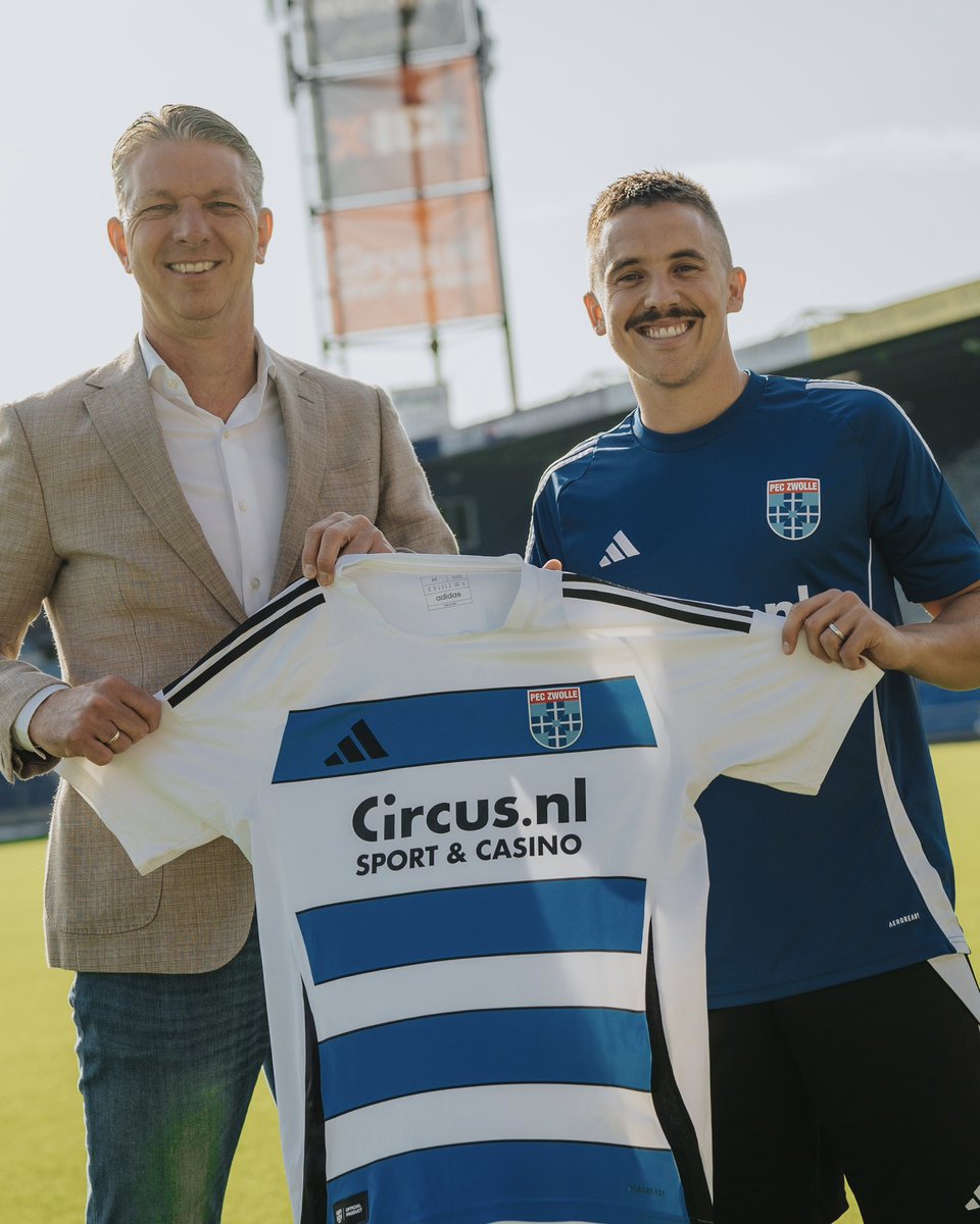 PECZwolle's tweet photo. Signed &amp; sealed 🔥

#peczwolle https://t.co/L3Lr4wdhM9