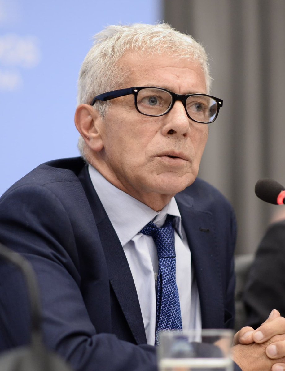 💣🧨 BOMBAZO | CURRO DE LAS PATENTES? AFUEERAAA! 

✅SE VIENE UNA PATENTE ÚNICA Y DE POR VIDA

👉🏼El Gobierno propuso una patente única y de por vida para cada propietario de vehículo.
👉🏼El ministro de Justicia, Mariano Cúneo Libarona, anunció la creación de un registro automotor