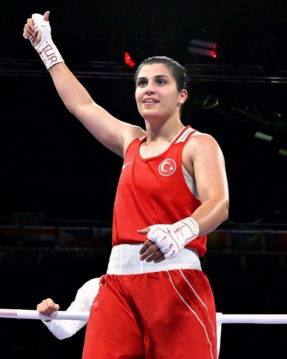 Ringde yeni bir hikaye yazacağız demiştim. İlk bölümü tamam. Çeyrek finaldeyiz! 🇹🇷🔥✍️ #Paris2024