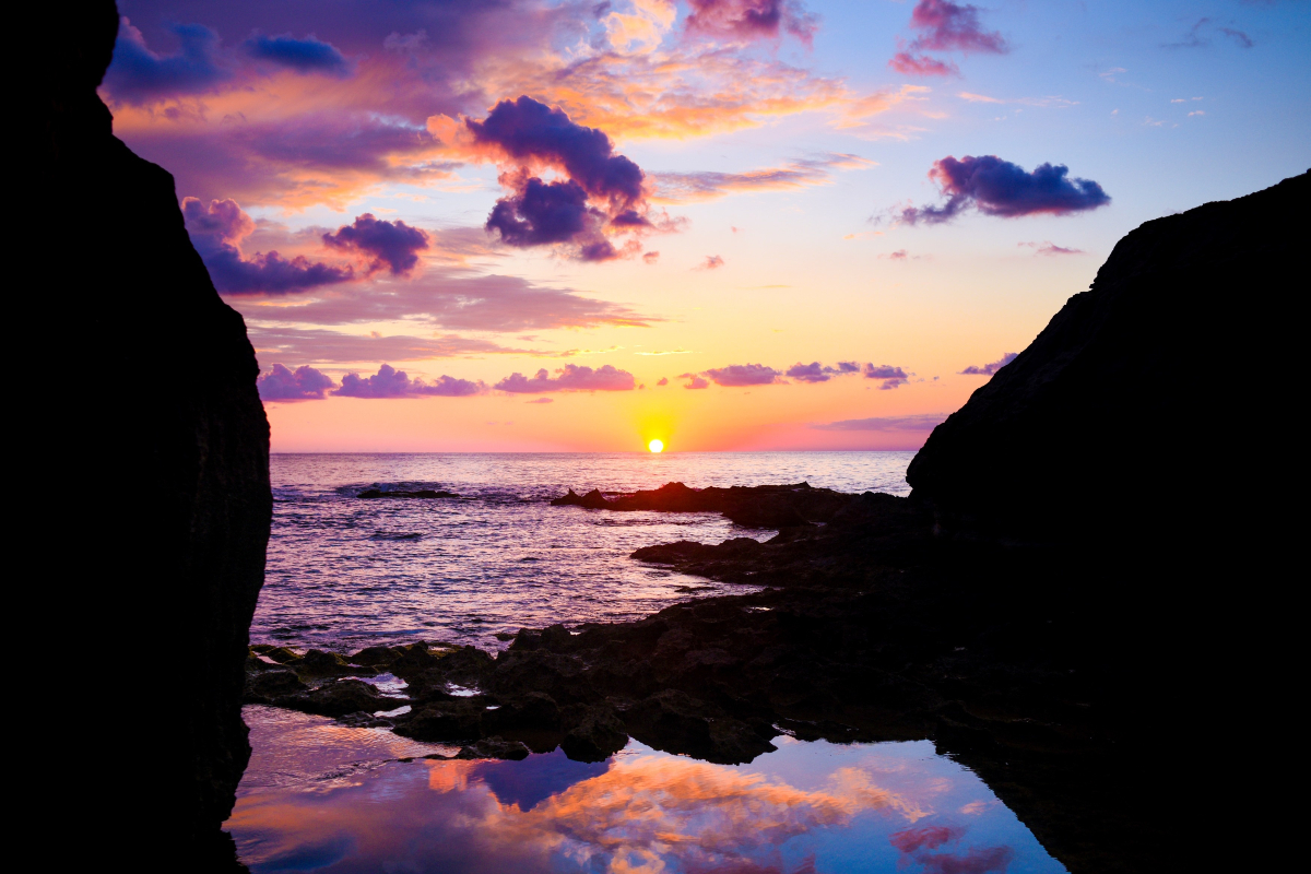 VisitGozo's tweet photo. Pure calm and tranquillity await you on the shores of Gozo. 🌅

#Gozo #GozoIsland #GozoVibes #GozoOutdoors #GozoNature https://t.co/aizEWVaRB6