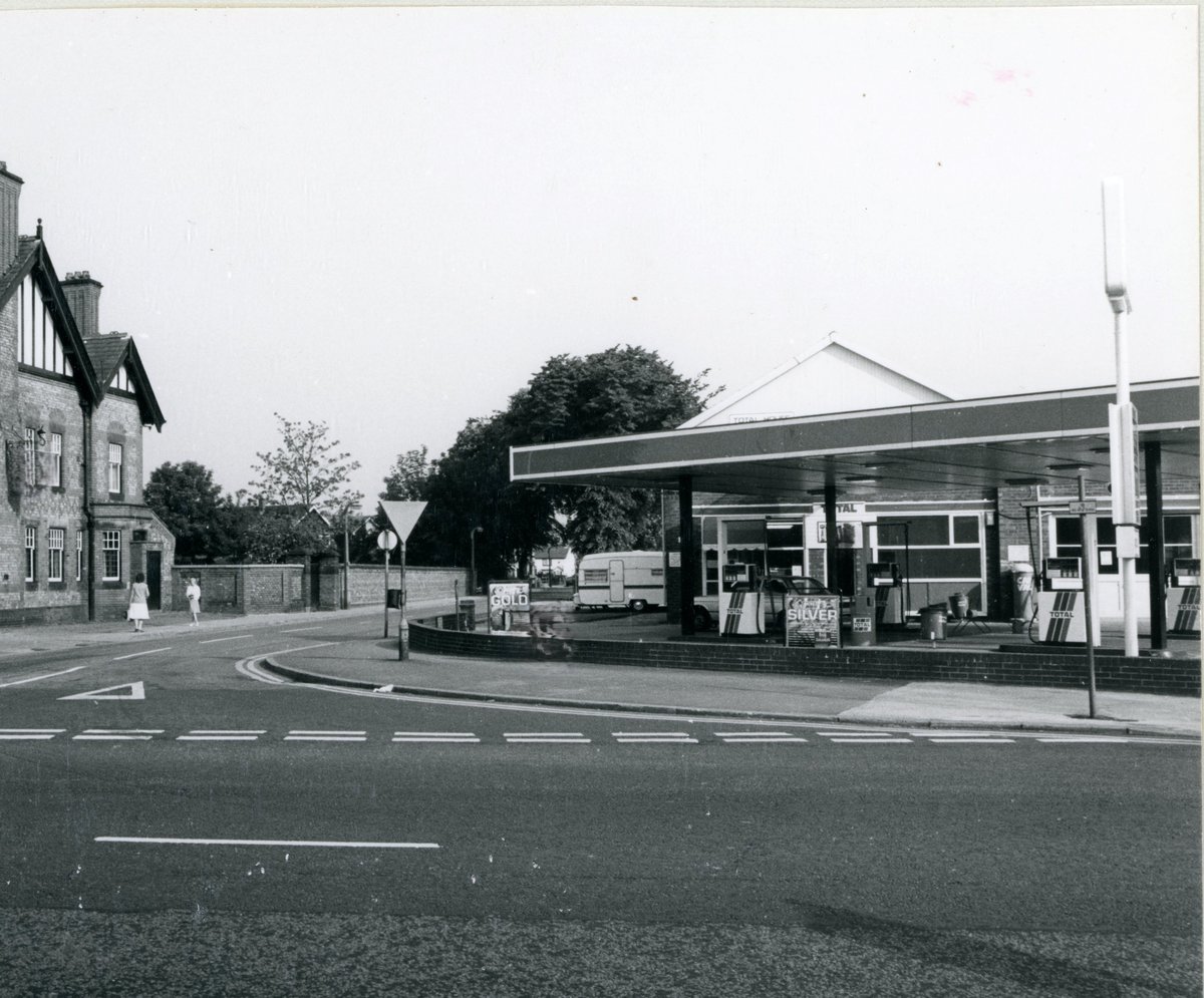 Trafford Archives tweet media