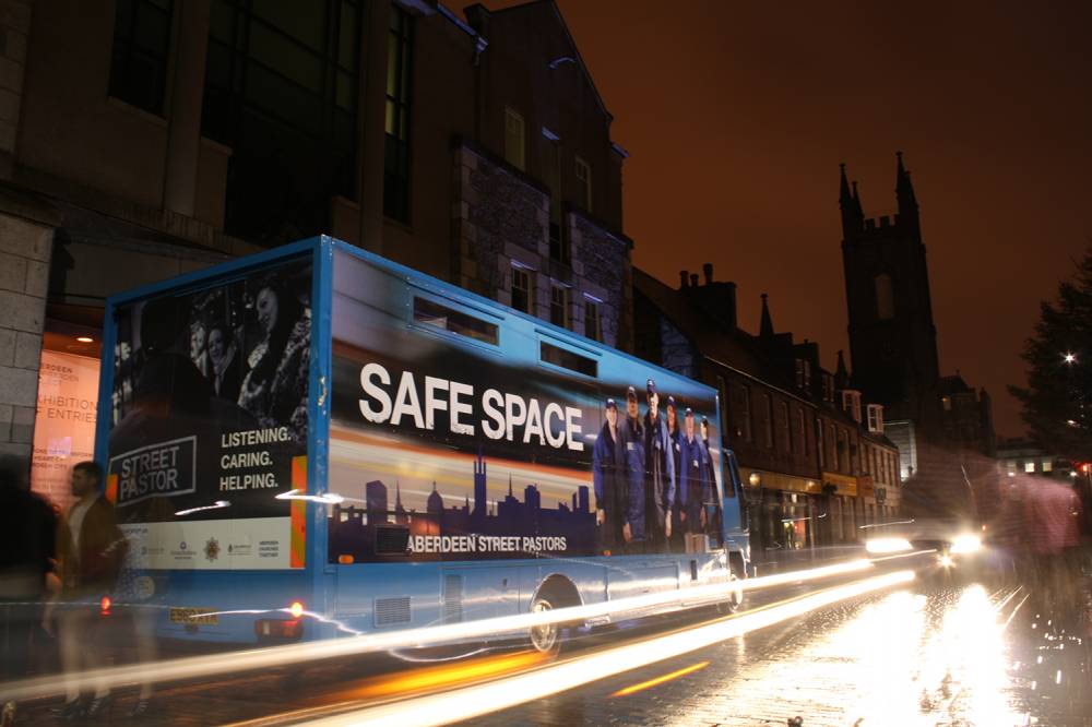 LeicesterStreet's tweet photo. The Street Pastors initiative is a national, interdenominational Christian response to today’s challenges. Our team, made up of Christian men and women from various churches like St Andrew’s Jarrom Street, Holy Trinity, and Oadby Baptist, is here to offer hope and support. https://t.co/SZ1YAO92vh