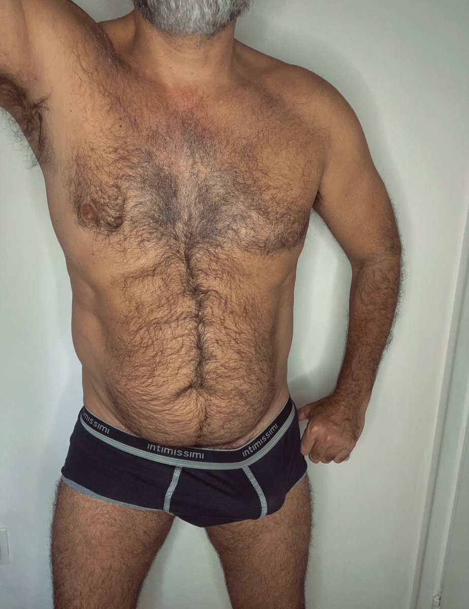 Brazilian TOP and HUNG Daddy BEAR 42K tweet media