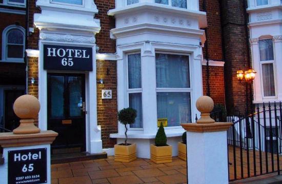 tripdiscounter's tweet image. 🌟 Citytrip naar Londen! 🌟 Vanaf €173,- verblijf je in hartje Londen. Ontdek deze bruisende stad vol historie en cultuur! #Londen #Citytrip #Vakantie 🌆🛍️
tripdiscounter.nl/product/23095-…