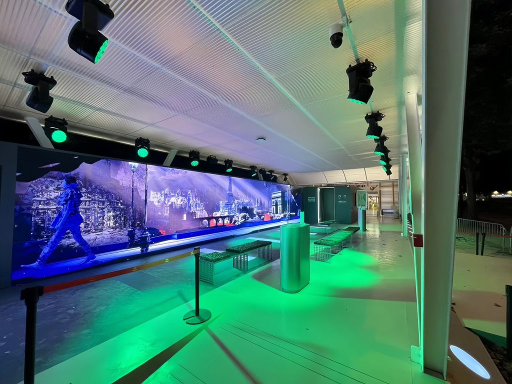 LongRun_LED_'s tweet photo. LongRunLED helped @AlibabaGroup showcase the future at Paris 2024 Olympics with a 13m COB1.98 XR video wall.  The outdoor E-Pro series display also enabled IOC President Thomas Bach interacted with his avatar, impressing all. Thanks to our esteemed partner #Paris2024 #LongRunLED https://t.co/iozLMJEeXn