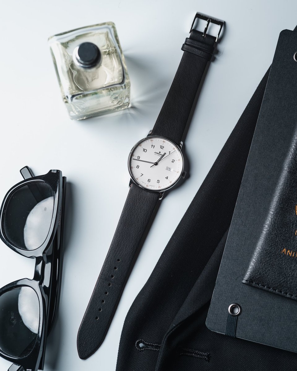 TheBlueCoLondon's tweet photo. Discover the excellence of the @junghansgermany FORM. This stylish timepiece is perfect daily use, because it has an accurate Quartz movement, Sapphire Crystal glass, and 5bar water resistant! https://t.co/peKMvft5H9